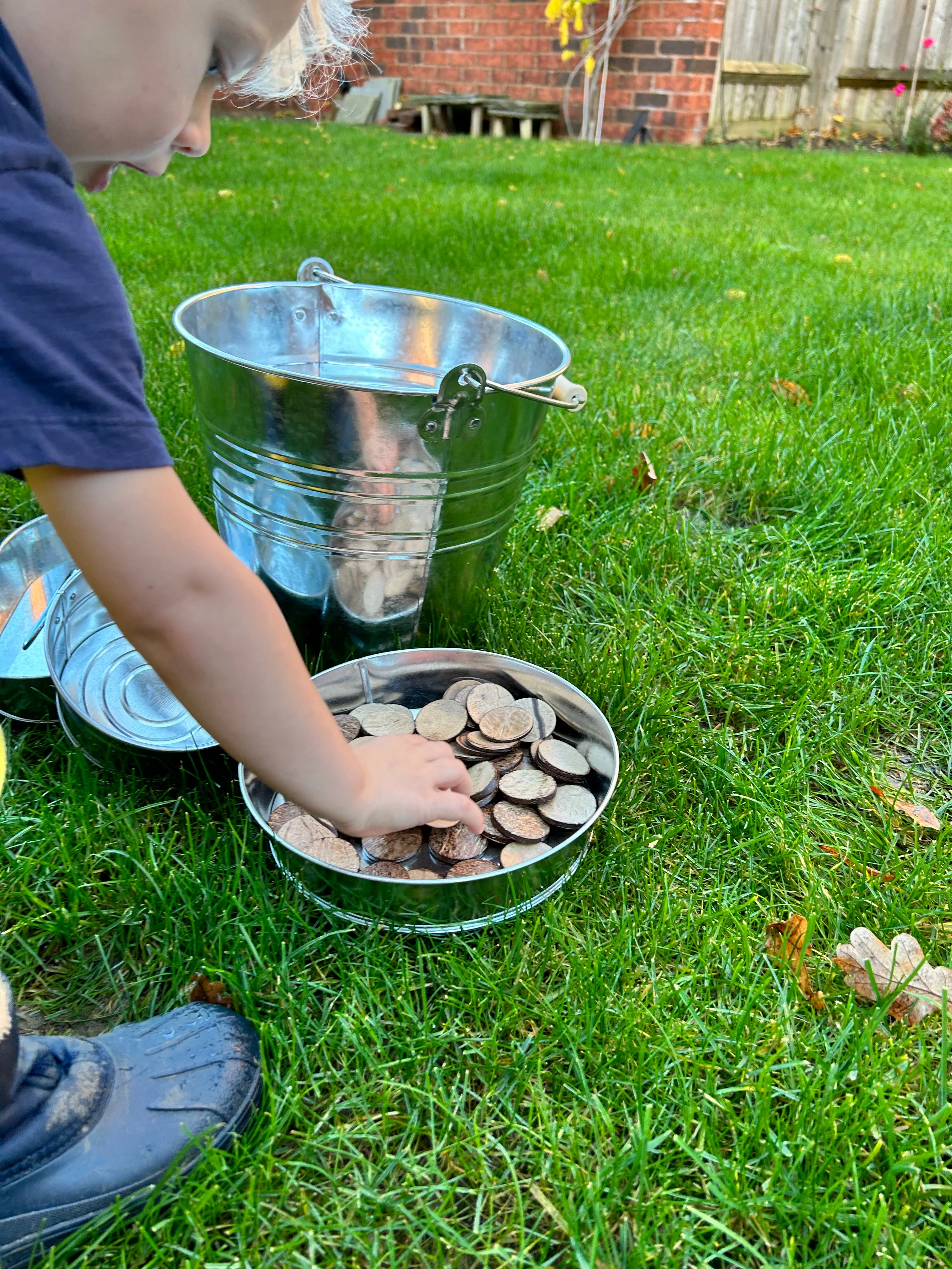 Coconut Shell Discs - Image 3