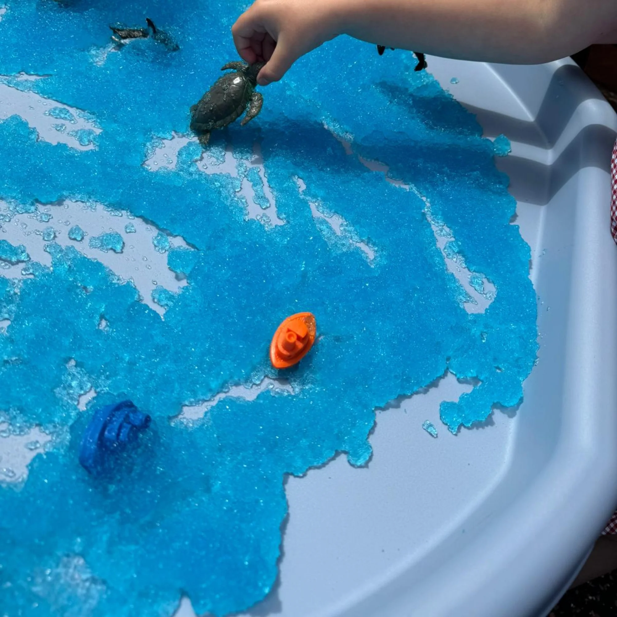 Hexacle Tuff Tray (90cm), Stand and Water Resistant Cover - Image 24