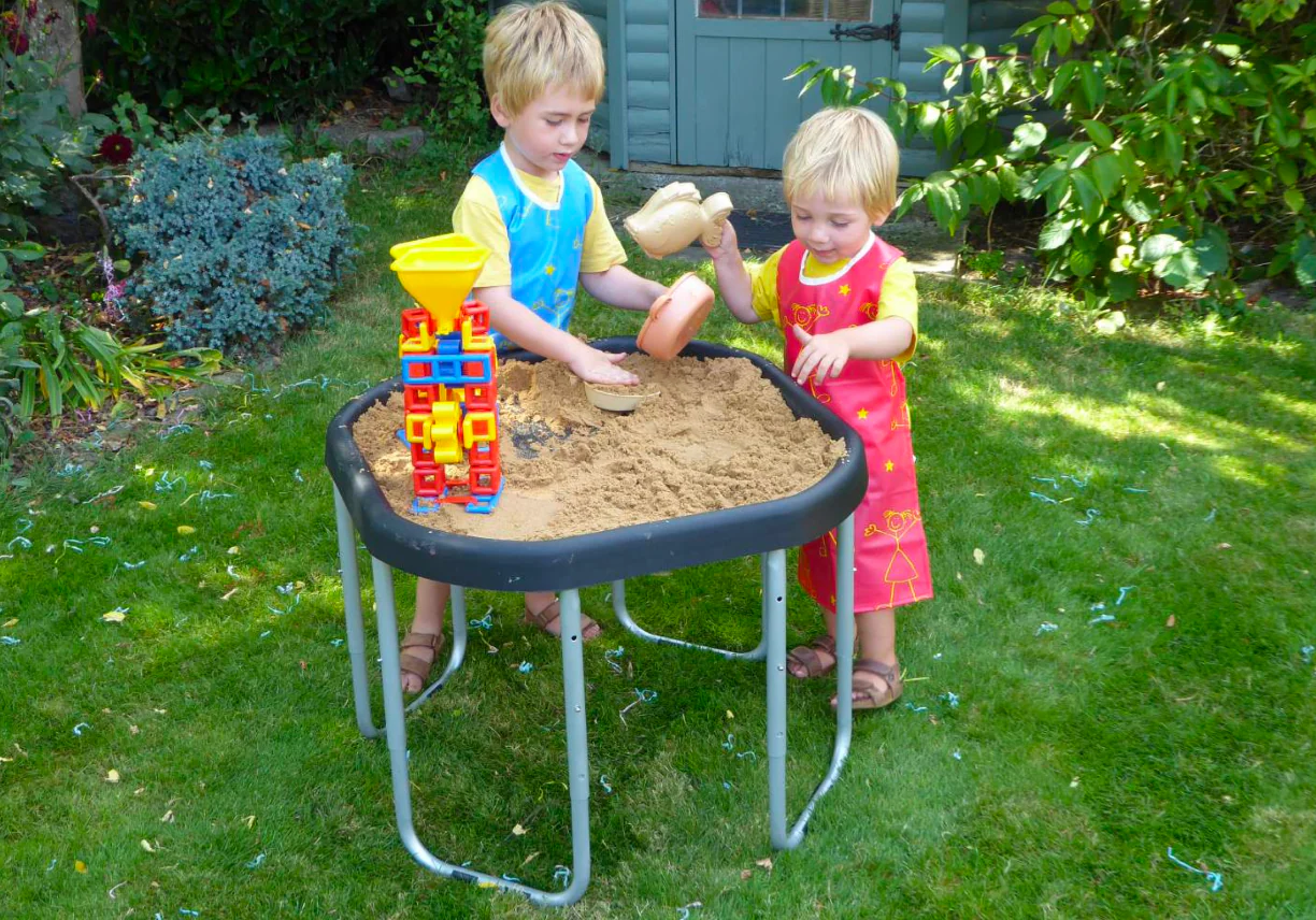 Set of 3 Tuff Trays (70cm) & Stand - Black - Image 2